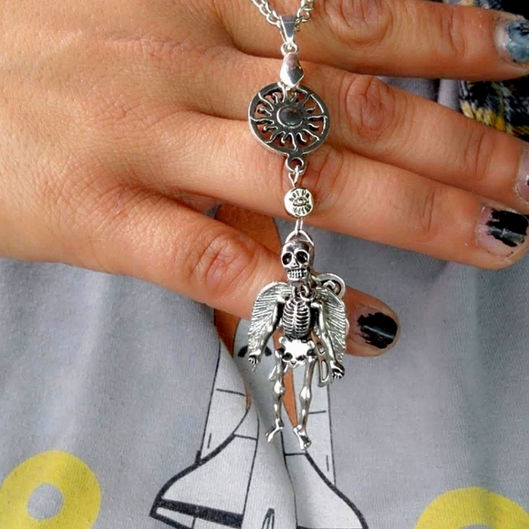 Necklace - Picture 5 of 7